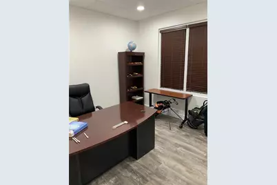 234 N Rhodes Avenue #108, Sarasota, FL 34237 - Photo 11