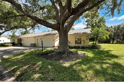 3925 Oakhurst Boulevard, Sarasota, FL 34233 - Photo 3