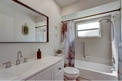 3925 Oakhurst Boulevard, Sarasota, FL 34233 - Photo 15