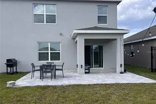 17630 Canopy Pl, Bradenton, FL 34211 - Photo 9