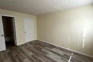 5400 26th Street W, Bradenton, FL 34207 - Photo 11