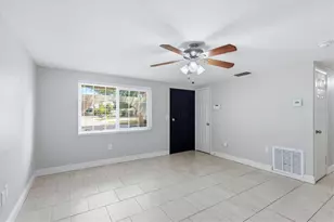 5058 Silk Oak Dr, Sarasota, FL 34232 - Photo 5