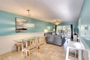 4307 Gulf Dr, Holmes Beach, FL 34217 - Photo 3