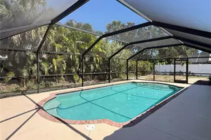 5569 Shadow Lawn Dr, Sarasota, FL 34242 - Photo 19