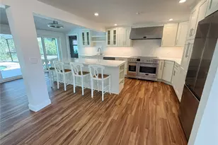 5569 Shadow Lawn Dr, Sarasota, FL 34242 - Photo 29
