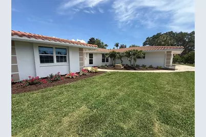 5569 Shadow Lawn Drive, Sarasota, FL 34242 - Photo 11