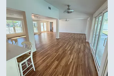 5569 Shadow Lawn Drive, Sarasota, FL 34242 - Photo 23