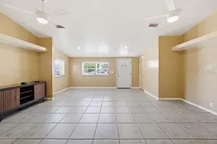 7207 S Westshore Blvd, Tampa, FL 33616 - Photo 5