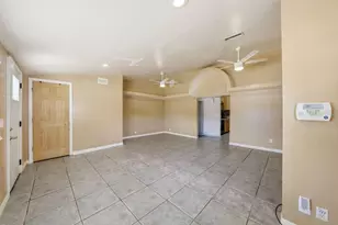 7207 S Westshore Blvd, Tampa, FL 33616 - Photo 3