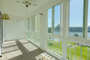 3607 Lake Bayshore Dr, Bradenton, FL 34205 - Photo 33