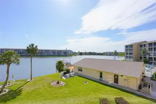 3607 Lake Bayshore Dr, Bradenton, FL 34205 - Photo 41