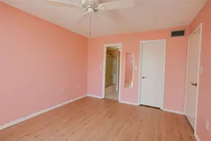 3607 Lake Bayshore Dr, Bradenton, FL 34205 - Photo 21
