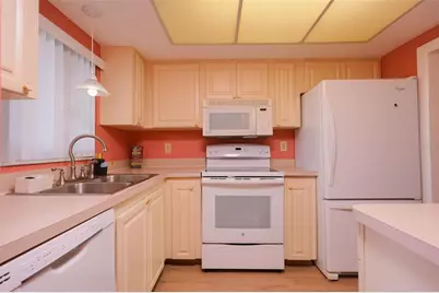 3607 Lake Bayshore Drive #312, Bradenton, FL 34205 - Photo 15