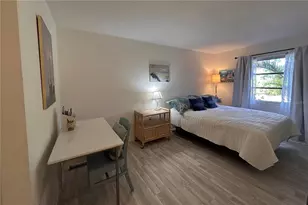 972 La Costa Cir, Sarasota, FL 34237 - Photo 17