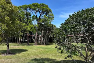 972 La Costa Cir, Sarasota, FL 34237 - Photo 41