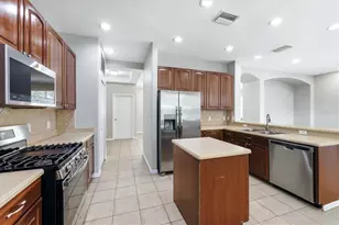 4266 67th Ave Cir E, Sarasota, FL 34243 - Photo 21