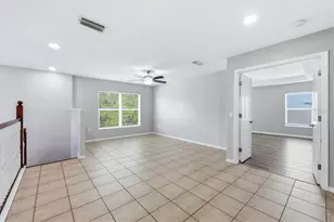 4266 67th Ave Cir E, Sarasota, FL 34243 - Photo 23