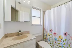 290 Mt Vernon Dr, Venice, FL 34293 - Photo 29