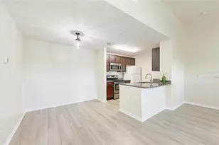 8911 Manor Loop, Lakewood Ranch, FL 34202 - Photo 19