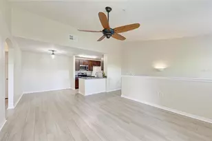 8911 Manor Loop, Lakewood Ranch, FL 34202 - Photo 17