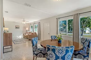209 Briggs Ct, Sarasota, FL 34237 - Photo 7