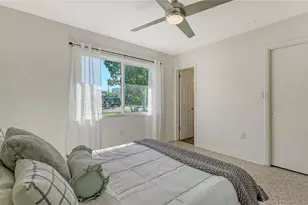 209 Briggs Ct, Sarasota, FL 34237 - Photo 17