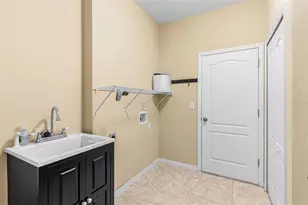 8531 Karpeal Dr, Sarasota, FL 34238 - Photo 25