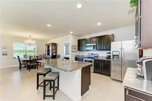 12509 Night View Dr, Sarasota, FL 34238 - Photo 5