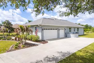 308 141st Ct NE, Bradenton, FL 34212 - Photo 3