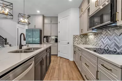 7336 Great Egret Boulevard, Sarasota, FL 34241 - Photo 9