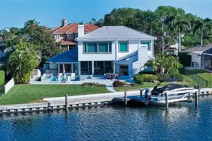 7689 Cove Terrace, Sarasota, FL 34231 - Photo 1