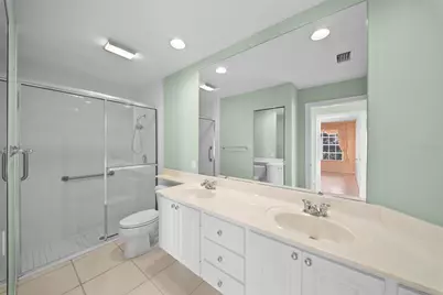 5860 Helicon Place, Sarasota, FL 34238 - Photo 9