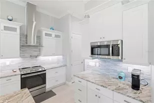 10039 Kingsville Dr, Port Charlotte, FL 33981 - Photo 17