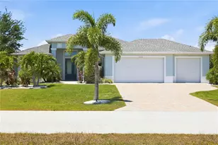 10039 Kingsville Dr, Port Charlotte, FL 33981 - Photo 3