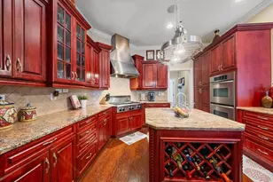 1615 Heritage Dr, Valrico, FL 33594 - Photo 9