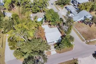 2551 Wilkinson Rd, Sarasota, FL 34231 - Photo 11