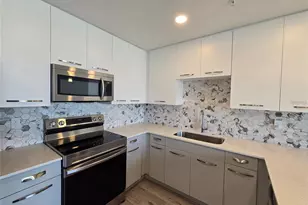 1703 N Tamiami Trl, Sarasota, FL 34234 - Photo 13