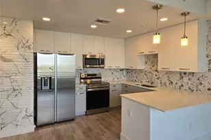 1703 N Tamiami Trl, Sarasota, FL 34234 - Photo 11