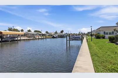 9914 Sebastian Court, Bradenton, FL 34210 - Photo 5