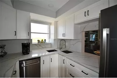 1770 Benjamin Franklin Drive #507, Sarasota, FL 34236 - Photo 13