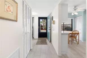 220 Lakewood Dr, Bradenton, FL 34210 - Photo 5