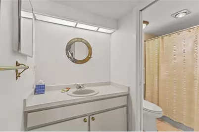 3033 Willow Green #10, Sarasota, FL 34235 - Photo 17