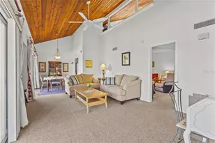 3033 Willow Green, Sarasota, FL 34235 - Photo 9