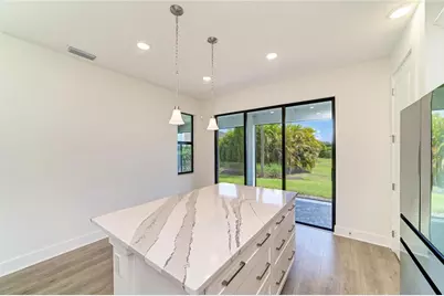 5290 Barnett Circle, Bradenton, FL 34211 - Photo 5