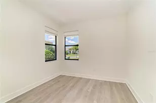 5290 Barnett Cir, Bradenton, FL 34211 - Photo 11
