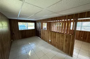 2002 20th St W, Bradenton, FL 34205 - Photo 11