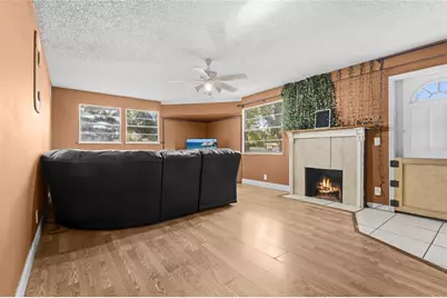 219 39th Street E, Palmetto, FL 34221 - Photo 13