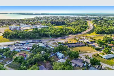 219 39th Street E, Palmetto, FL 34221 - Photo 45