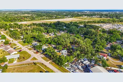 219 39th Street E, Palmetto, FL 34221 - Photo 41