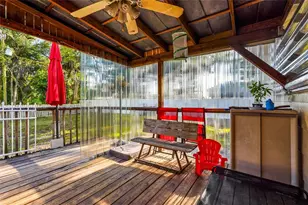 219 39th St E, Palmetto, FL 34221 - Photo 7